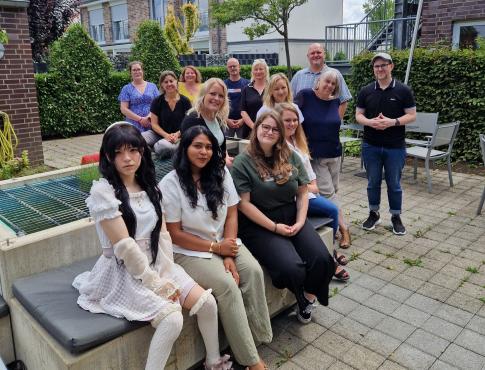 Absolventen-Café in der Brunnen-Lounge vom „käffchen am steinkreis“